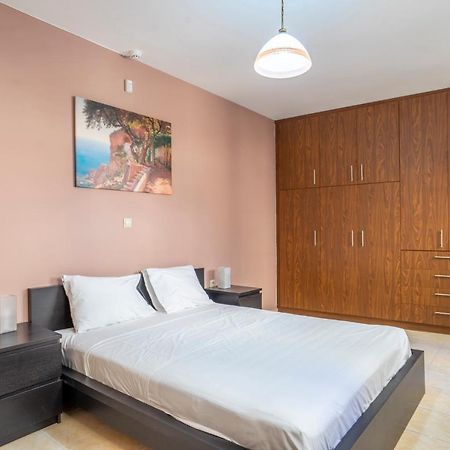 2 Bedroom Renovated Apartment With A View Αθήνα Εξωτερικό φωτογραφία