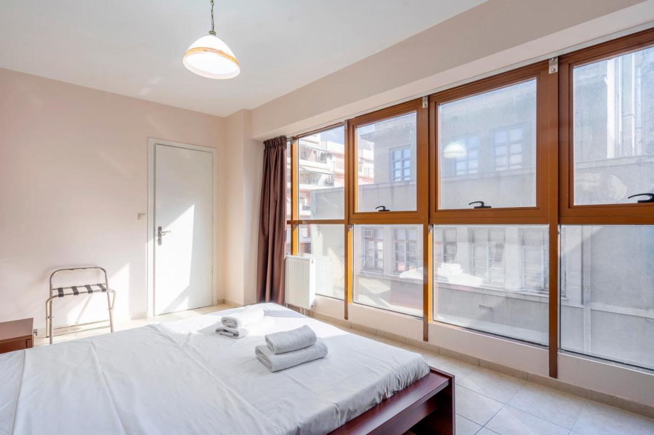 2 Bedroom Renovated Apartment With A View Αθήνα Εξωτερικό φωτογραφία