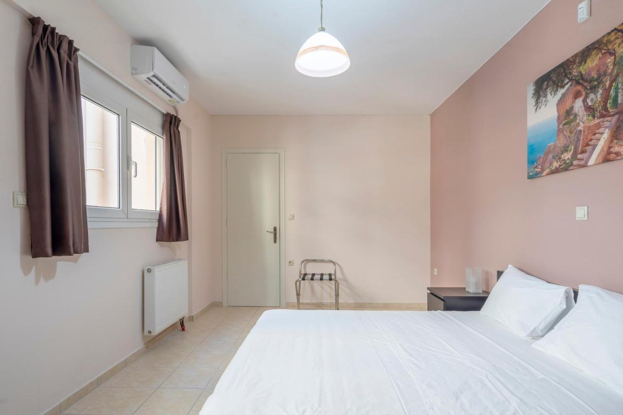 2 Bedroom Renovated Apartment With A View Αθήνα Εξωτερικό φωτογραφία